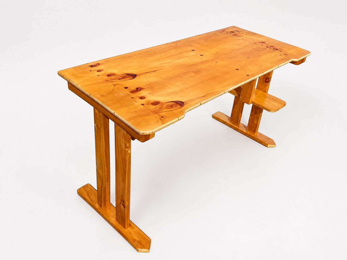 OakLine gaming desk viewed from the rear left